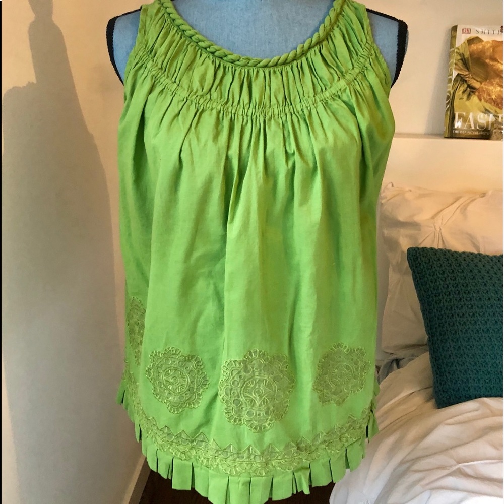Anthropologie green cotton top pleated hem detail